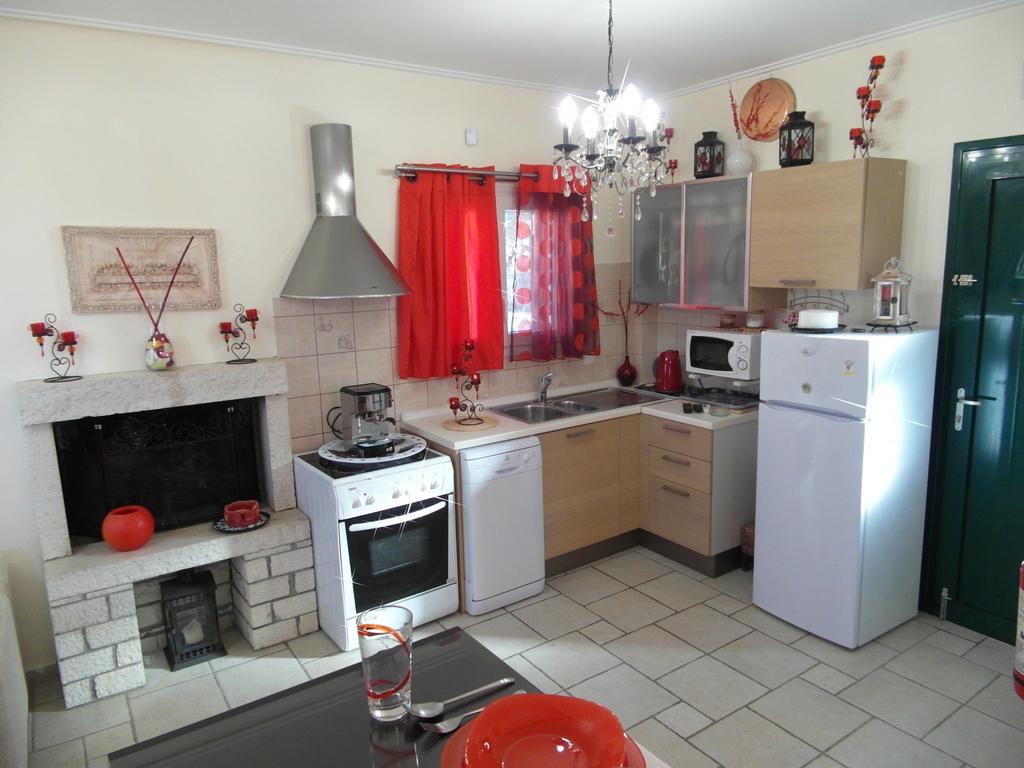 Ionian Villas Áyios Nikítas Habitación foto