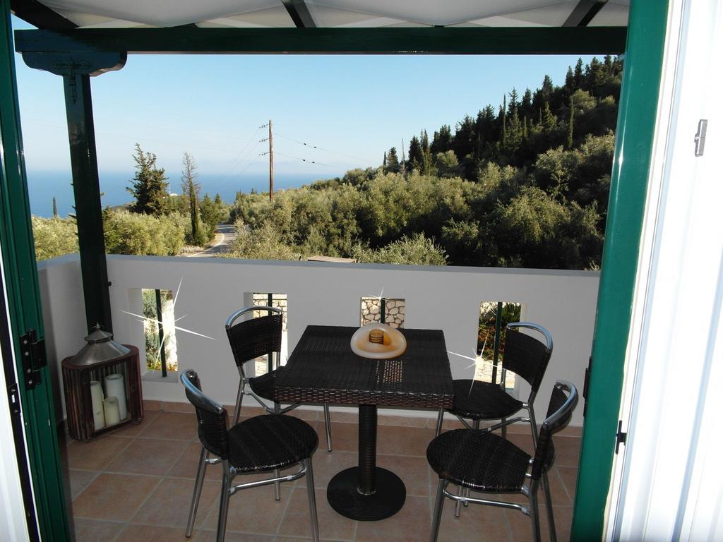 Ionian Villas Áyios Nikítas Habitación foto